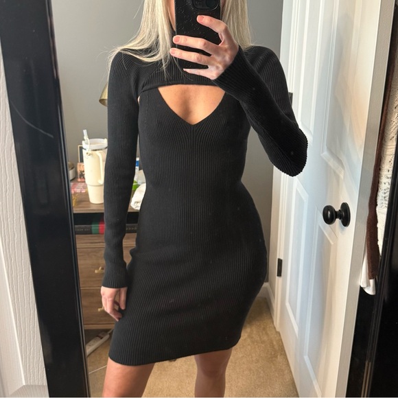 Abercrombie & Fitch Mini Sweater Dress + Mockneck Shrug Set - Picture 10 of 10